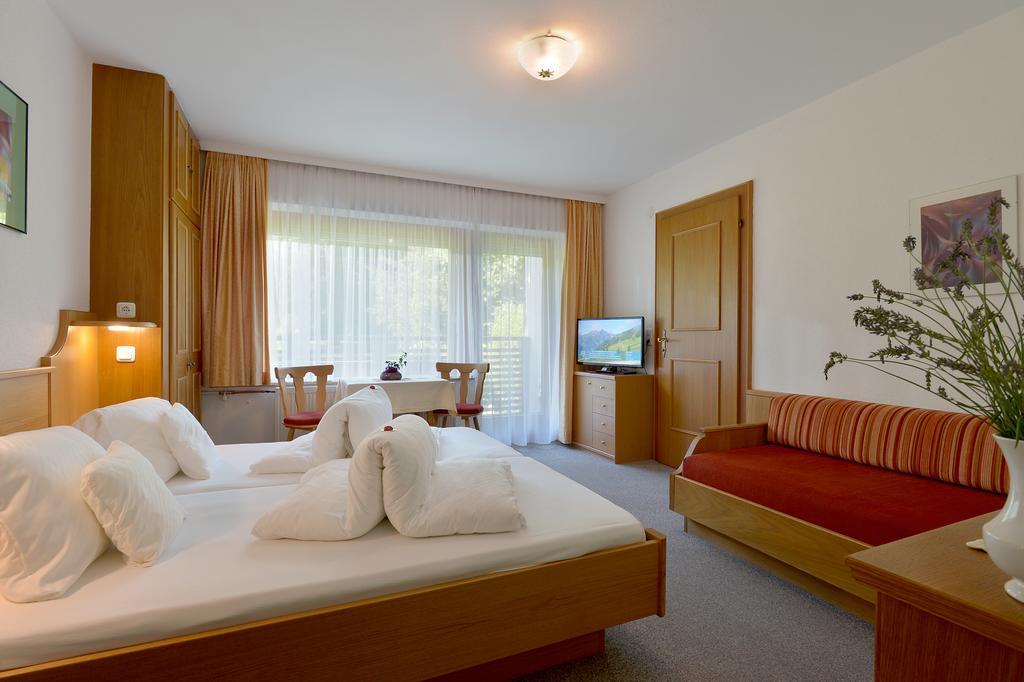 Gaestehaus Ahornblick Mayrhofen Esterno foto