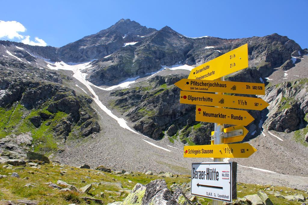 Gaestehaus Ahornblick Mayrhofen Esterno foto